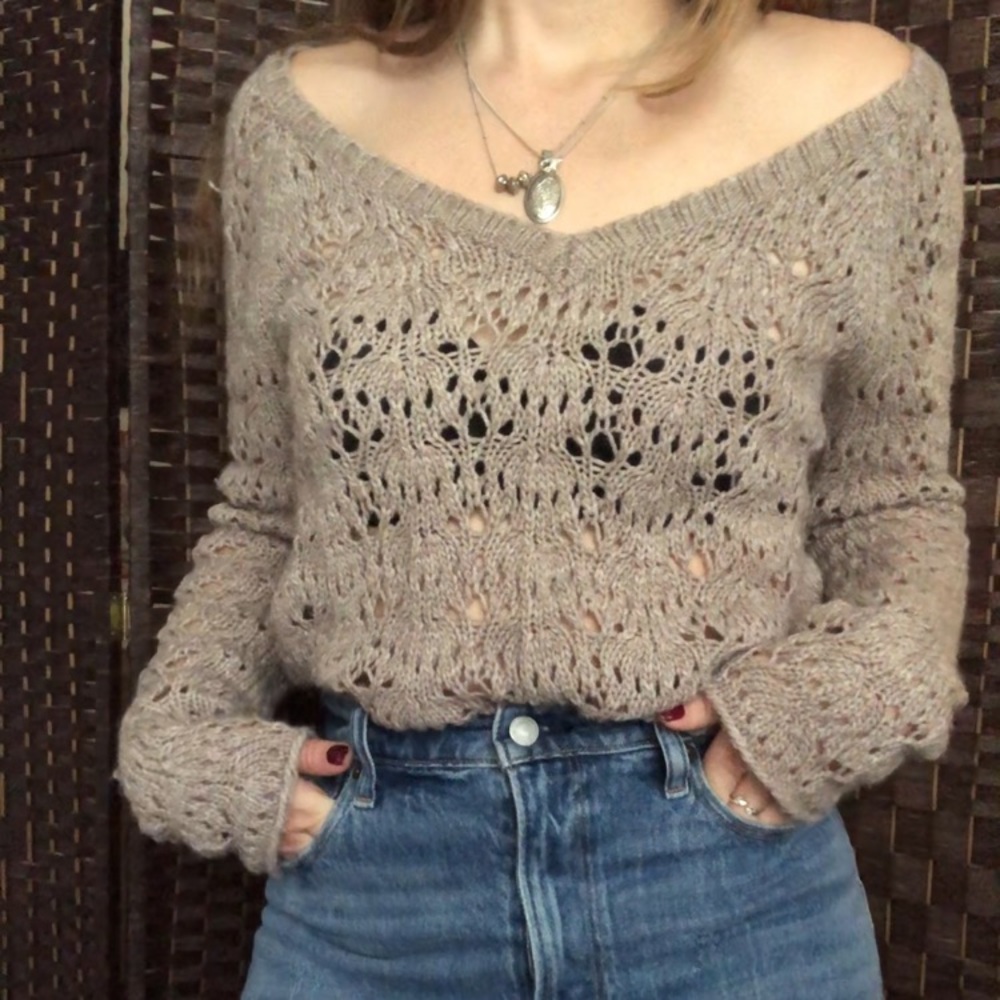 American Eagle loose knit sweater